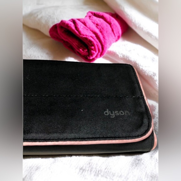 Dyson-designed Airwrap Travel Pouch - Pale Rose (Brand New) - Picture 2 of 9